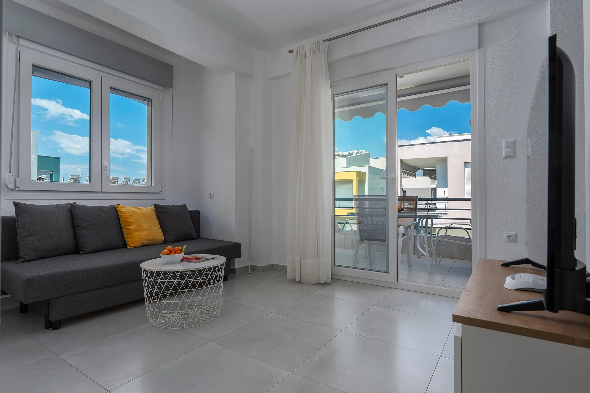 Sea La Vie Villas-One Bedroom Apartment Upper Floor Danai 7 Complex dnevna soba